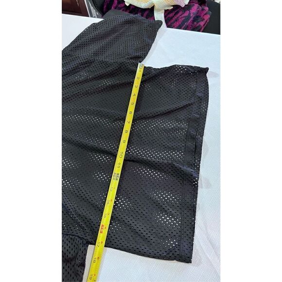 Forever 21 Women's Crew Neck Short Sleeve Mesh Cropped Top Black Size Small - Picture 7 of 9